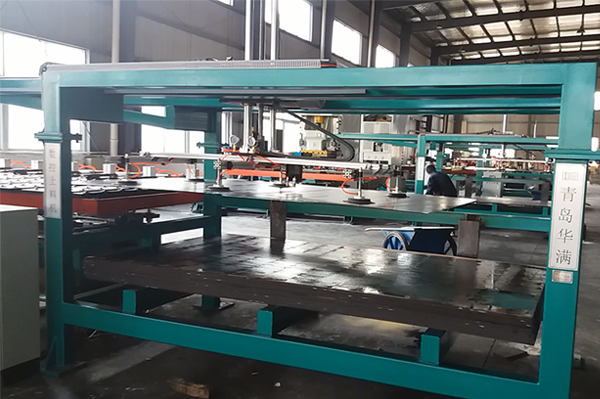 浙江刹(sha)車片數(shu)控上料(liao)機