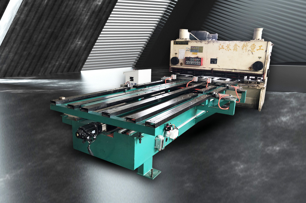 數控(kong)剪闆(pan)自動(dong)化設(she)備