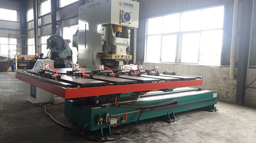 沖(chong)床送料(liao)機的注(zhu)意事項(xiang)